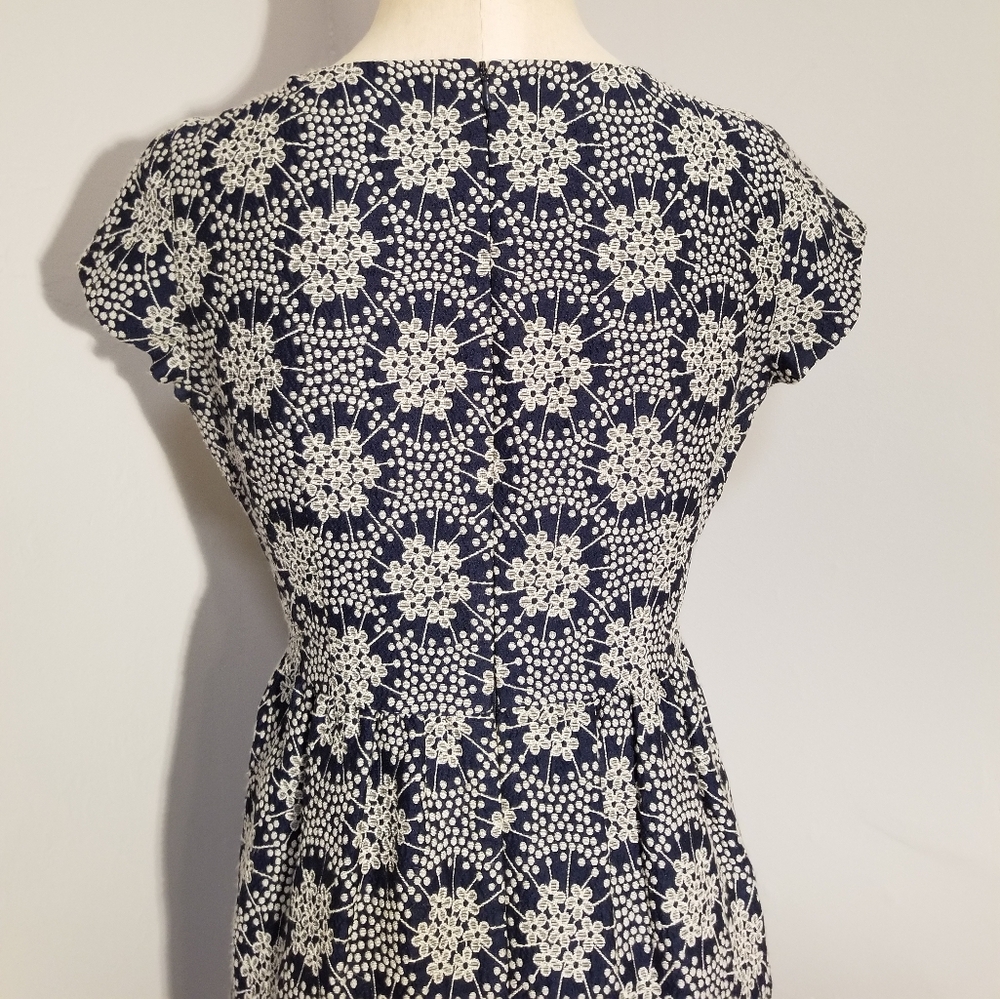 Boden Navy and Cream Floral Mini Dress - Picture 7 of 8